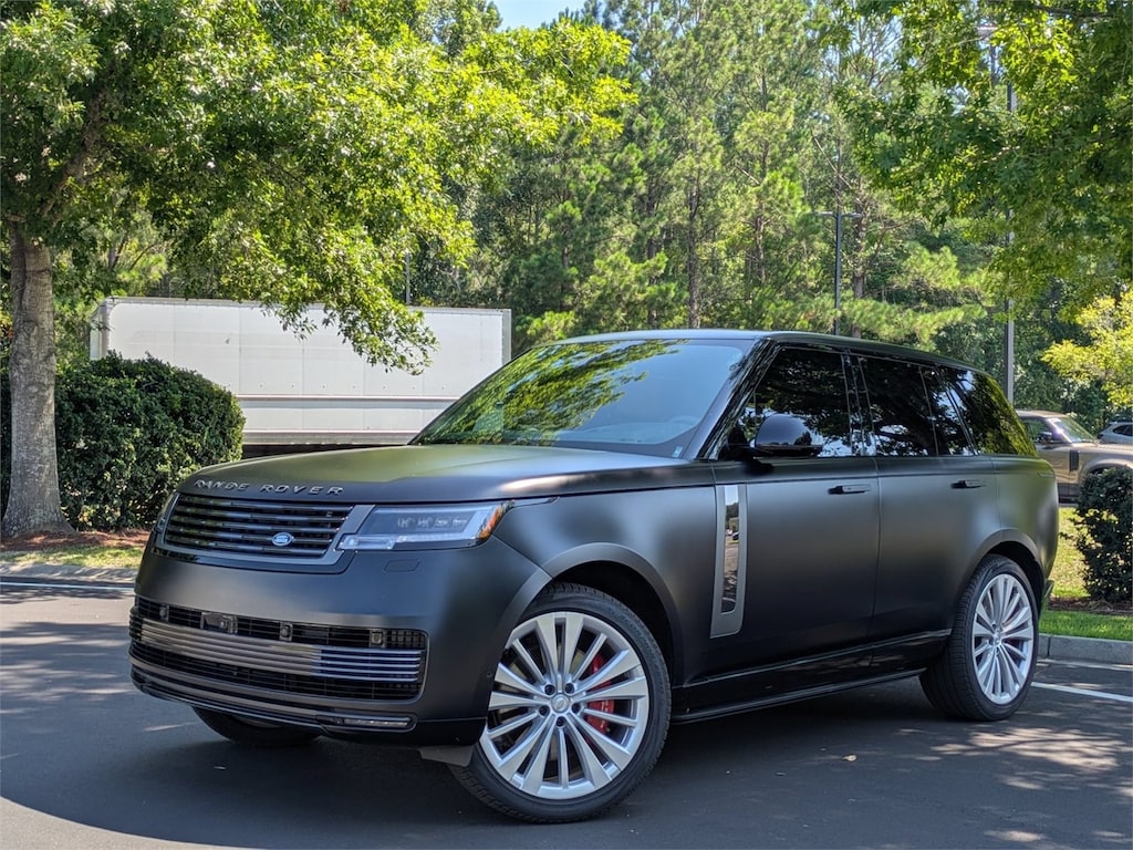 Used 2024 Land Rover Range Rover SV Sport Utility