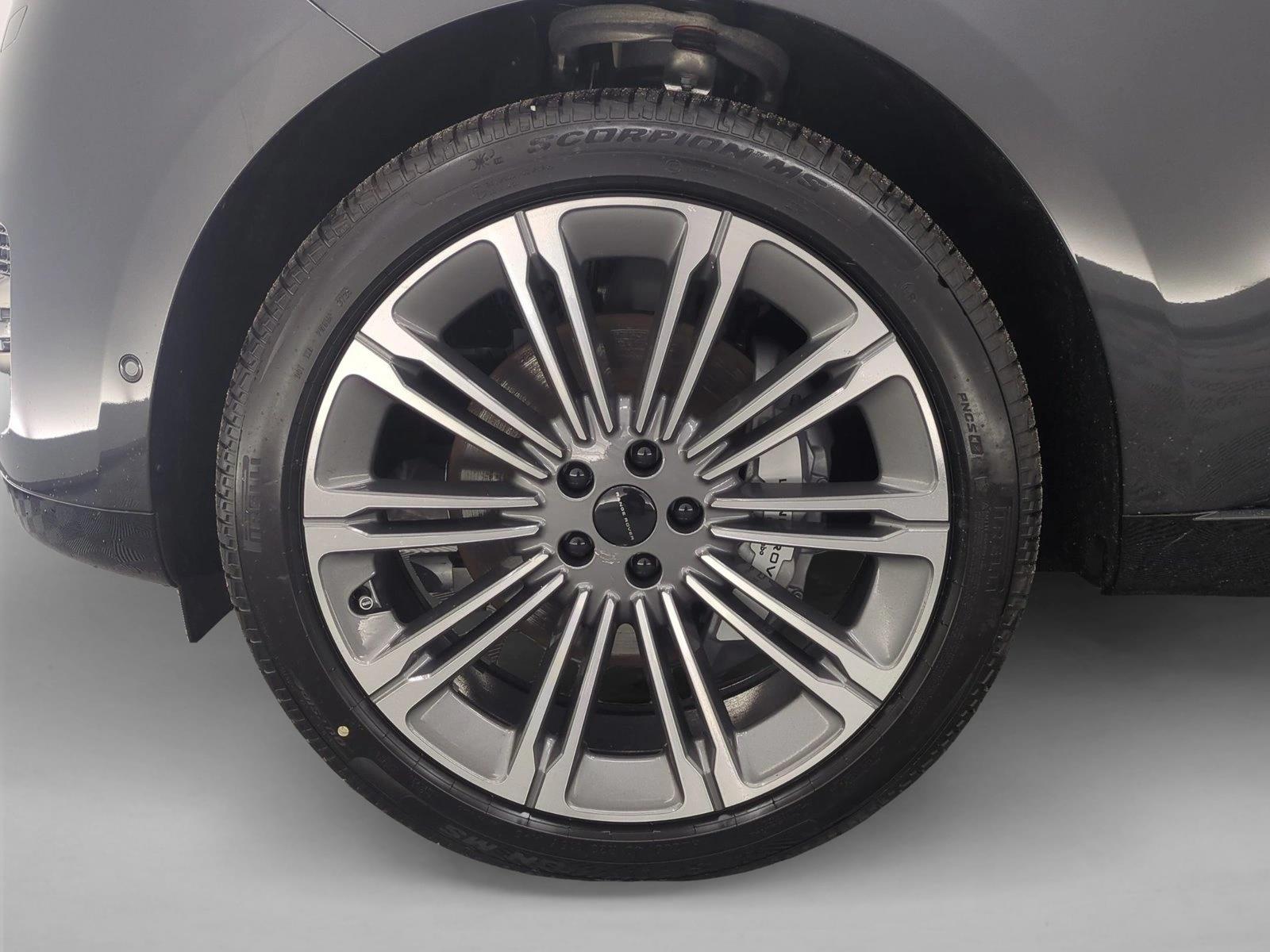 2026 Land Rover Range Rover SE - Photo 10