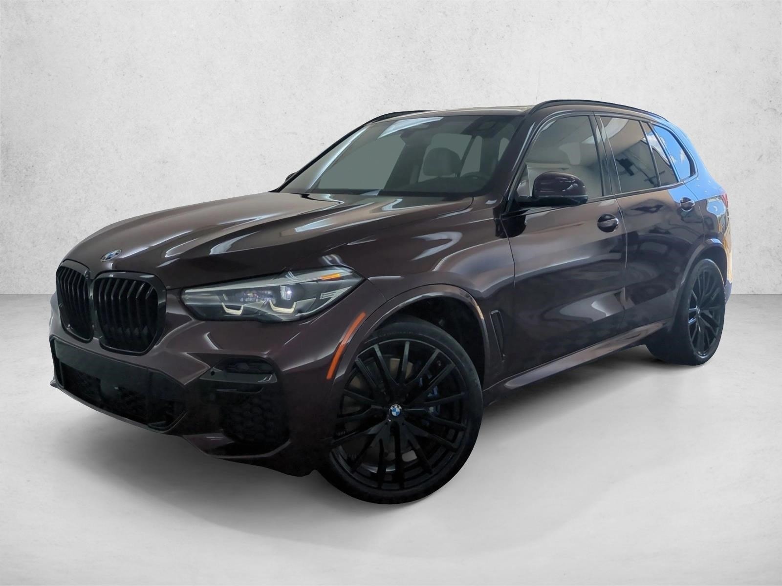 2022 BMW X5 M50i's photo