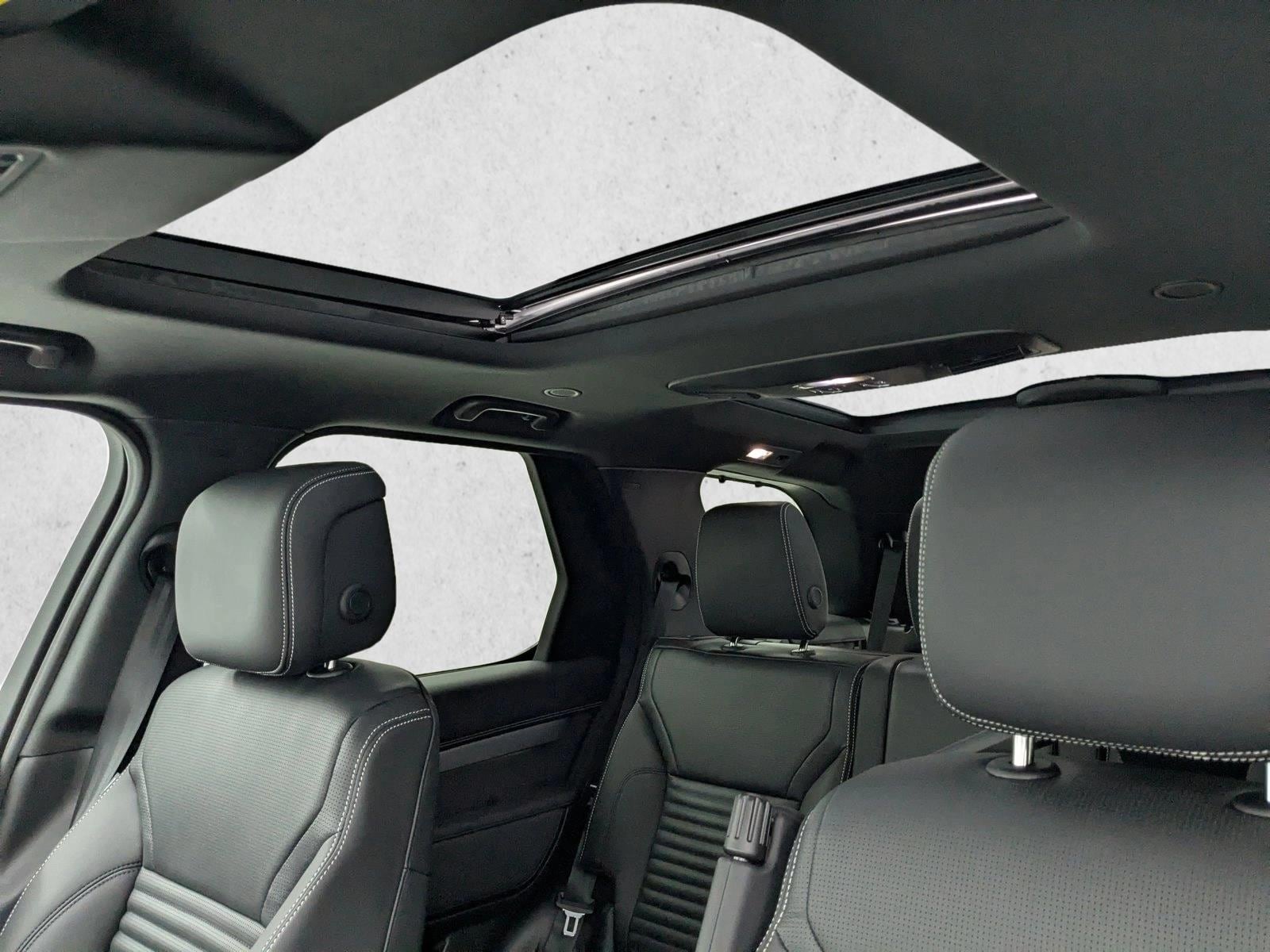 2026 Land Rover Discovery Gemini Edition - Photo 11