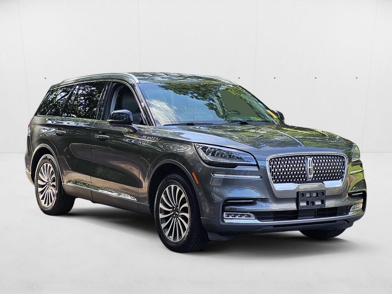 2020 Lincoln Aviator Reserve photo 3