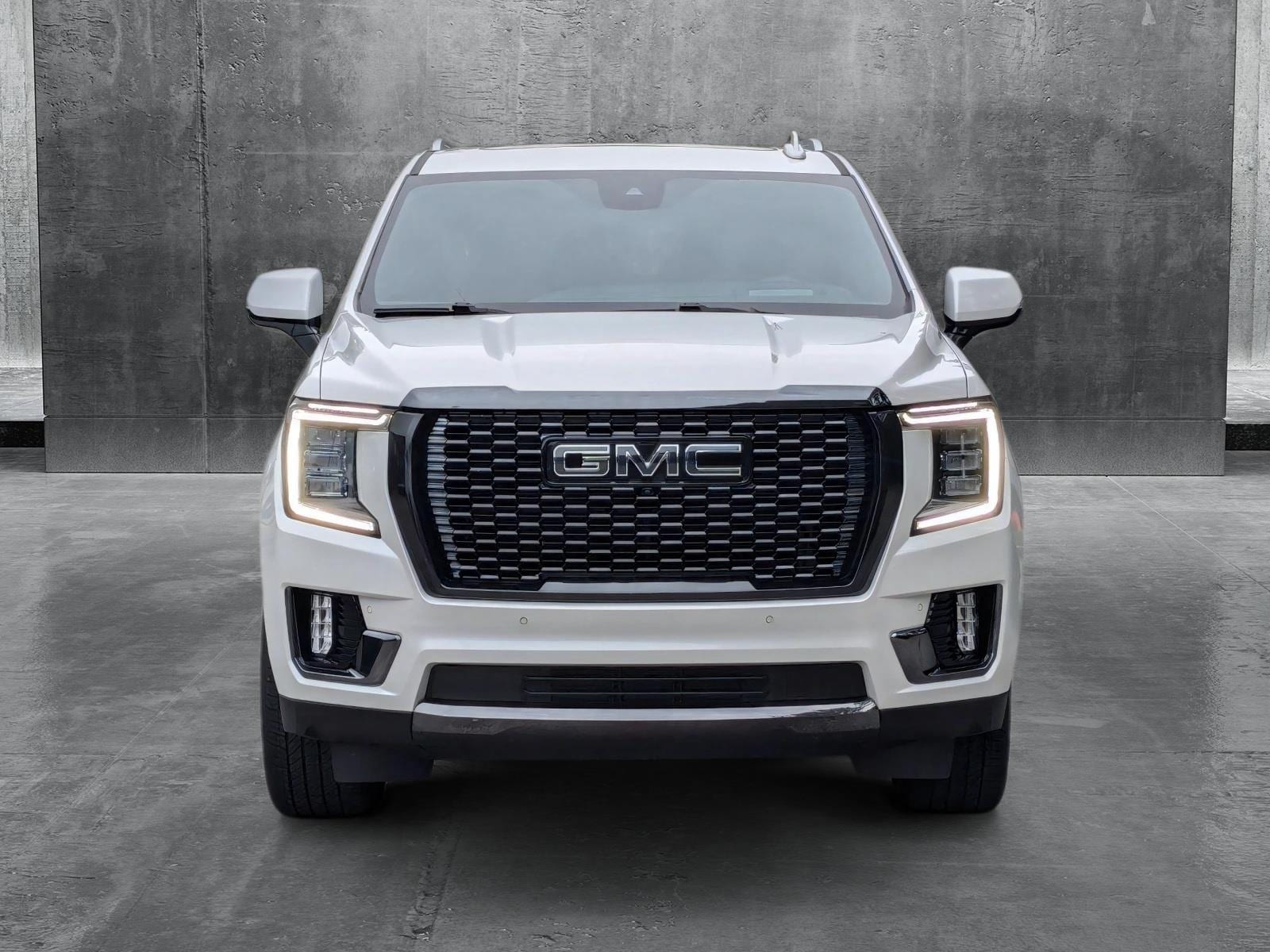 Used 2023 GMC Yukon Denali Ultimate with VIN 1GKS2EKL1PR305976 for sale in Hardeeville, SC