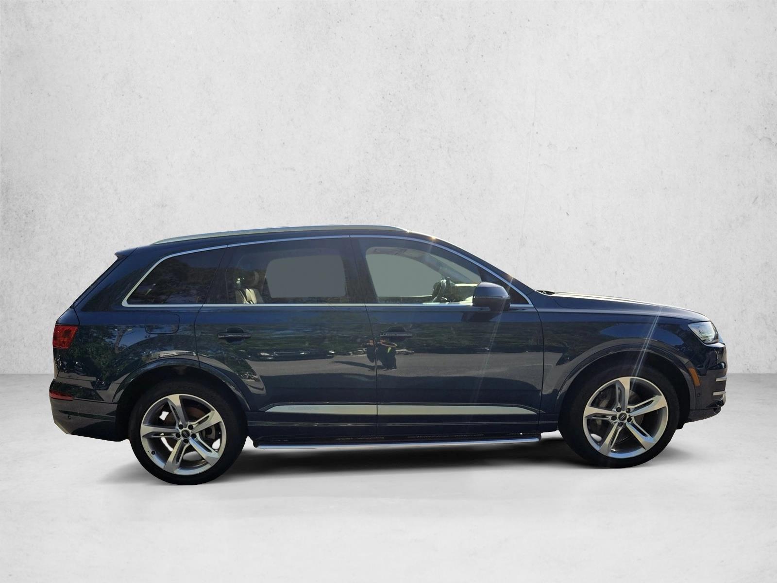 2019 Audi Q7 Prestige photo 4