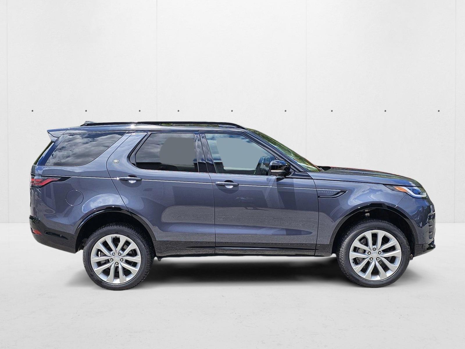 2024 Land Rover Discovery SE photo 4