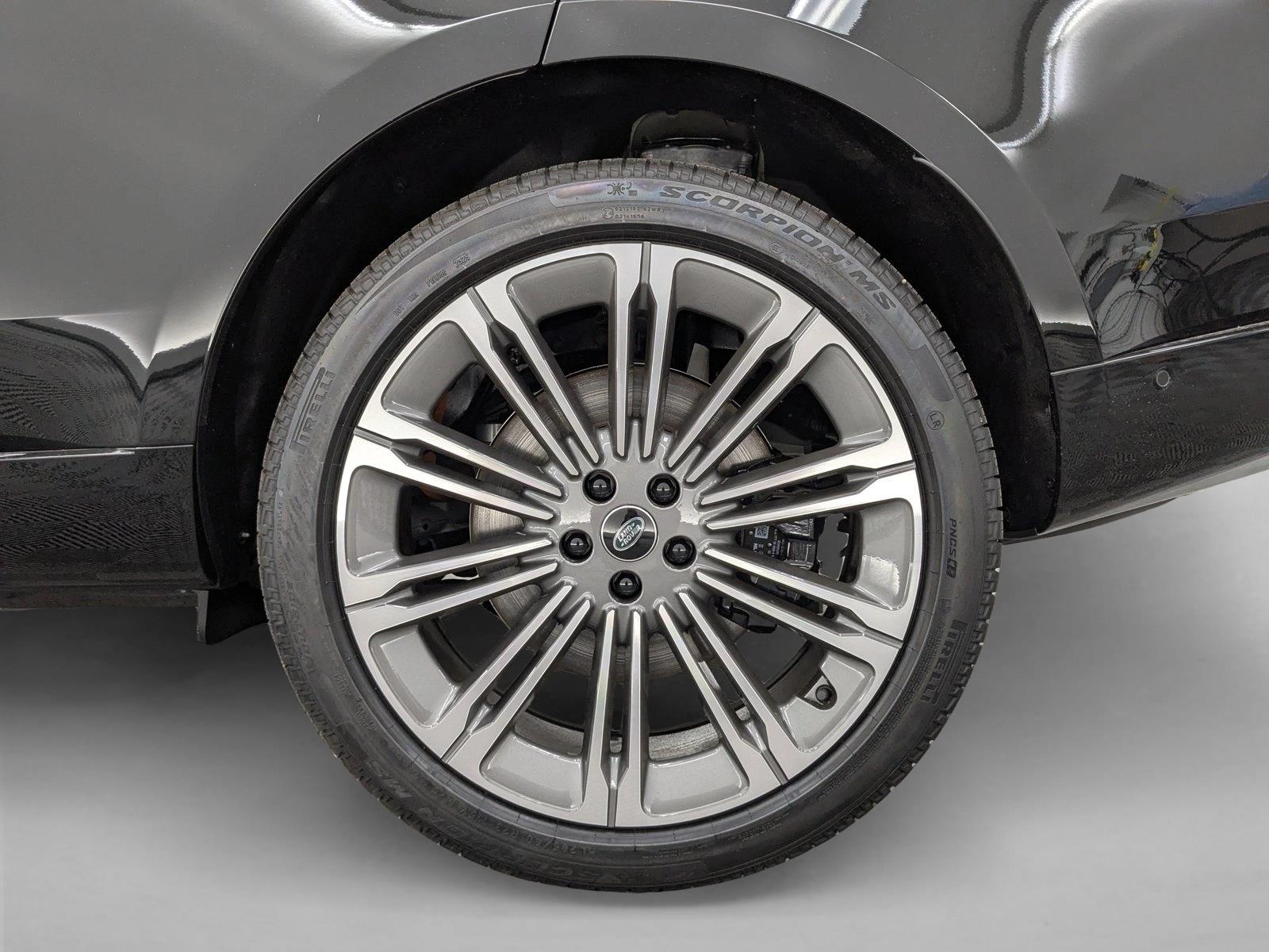 2025 Land Rover Range Rover SE - Photo 24