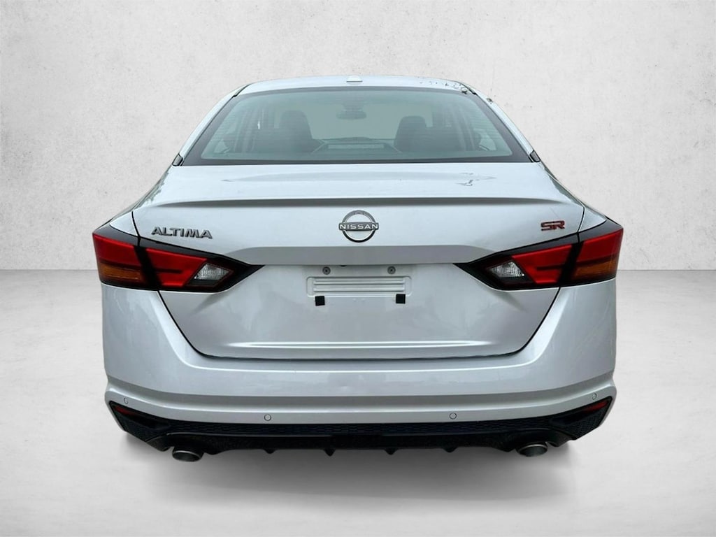 Used 2024 Nissan Altima 2.5 SR 4dr Car