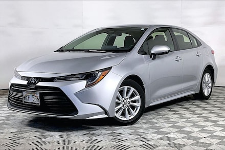 2024 Toyota Corolla LE Sedan