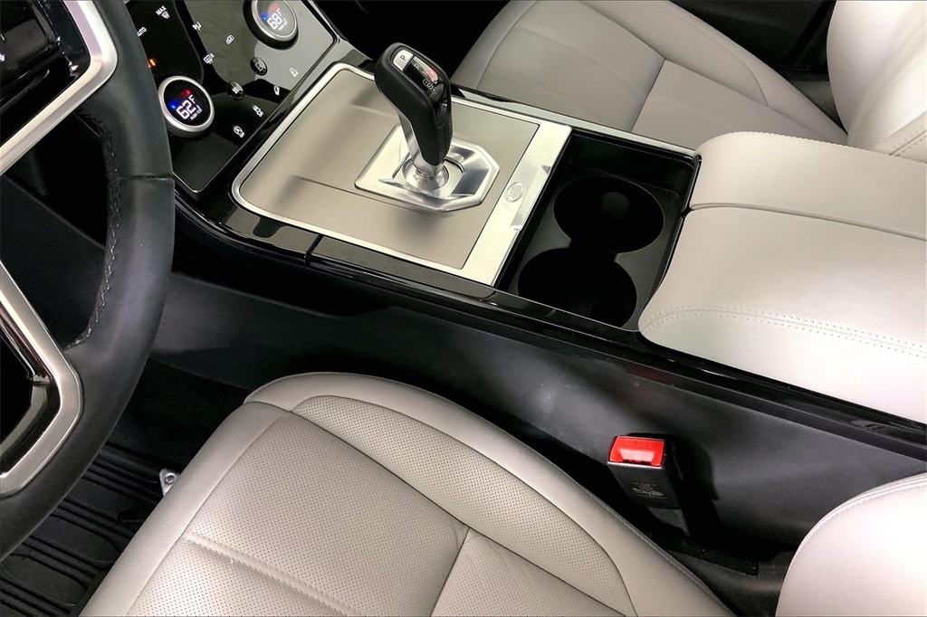2023 Land Rover Range Rover Evoque SE photo 14