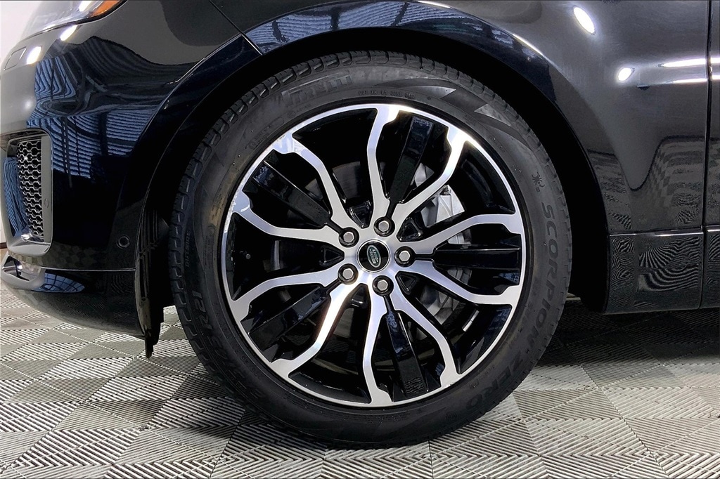 2022 Land Rover Range Rover Sport HSE Silver Edition photo 6