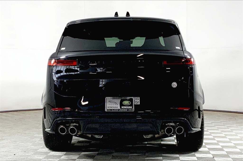 2025 Land Rover Range Rover Sport photo 3