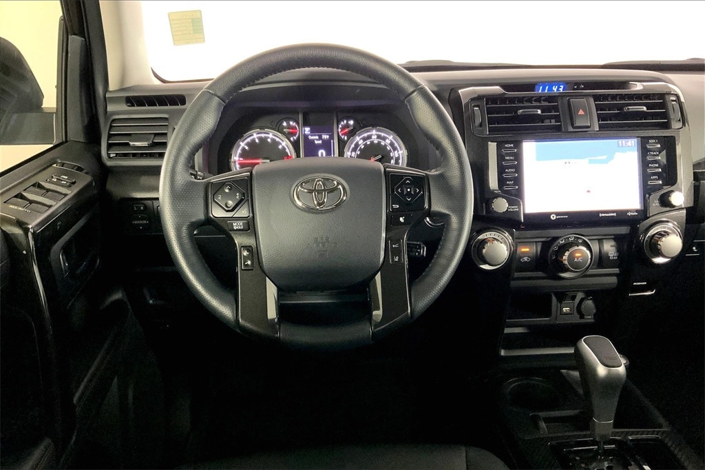 2023 Toyota 4Runner TRD Off-Road Premium photo 4