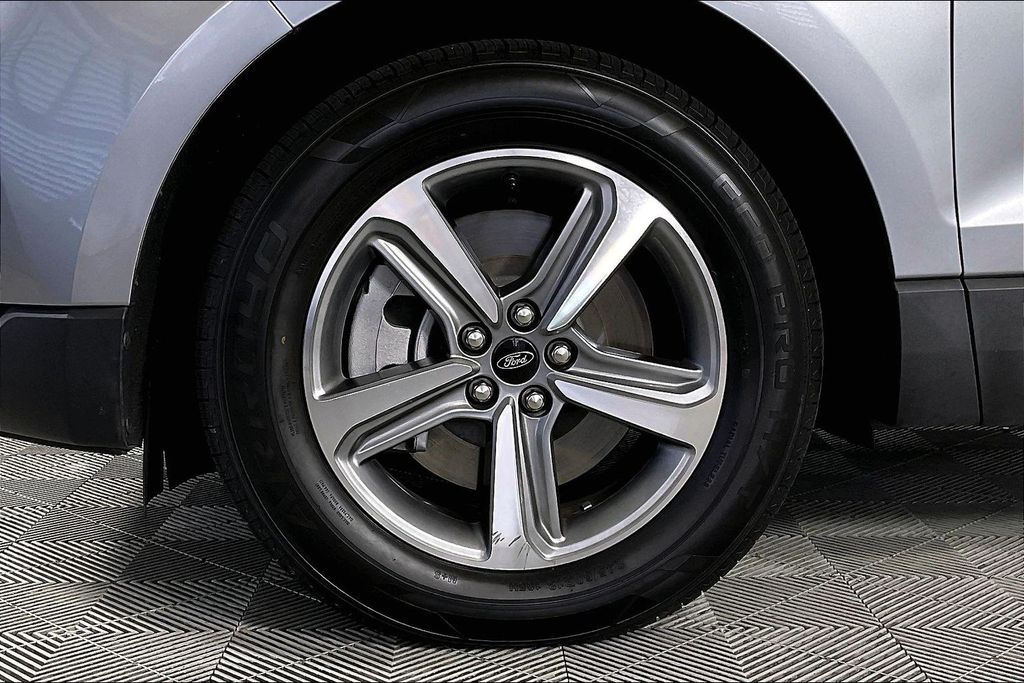 2024 Ford Edge SEL - Photo 8