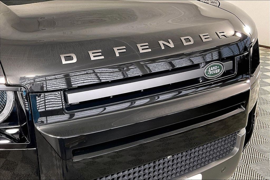 2024 Land Rover Defender V8 - Photo 30