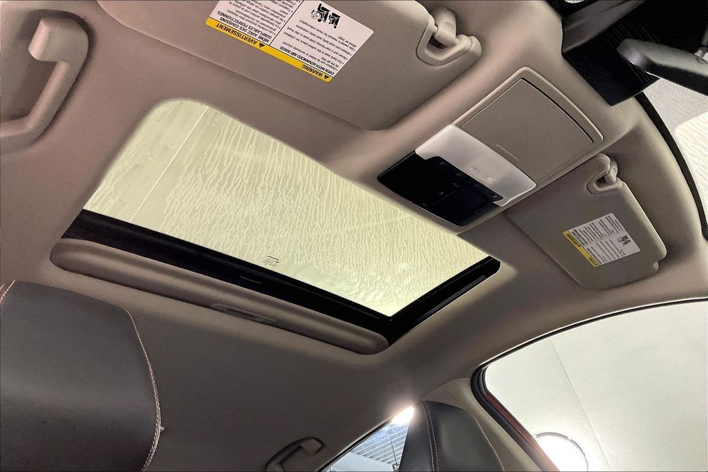 2021 Nissan Altima SR - Photo 29