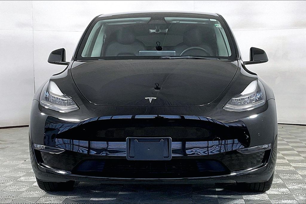 Used 2022 Tesla Model Y Long Range with VIN 7SAYGDEE2NF575478 for sale in Honolulu, HI