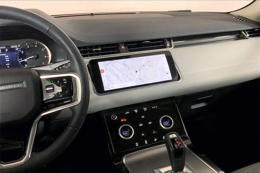 2023 Land Rover Range Rover Evoque SE photo 3