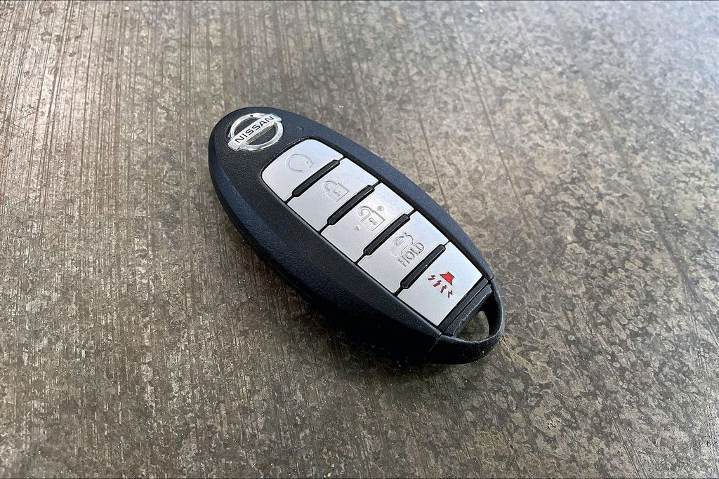 2021 Nissan Altima SR - Photo 11