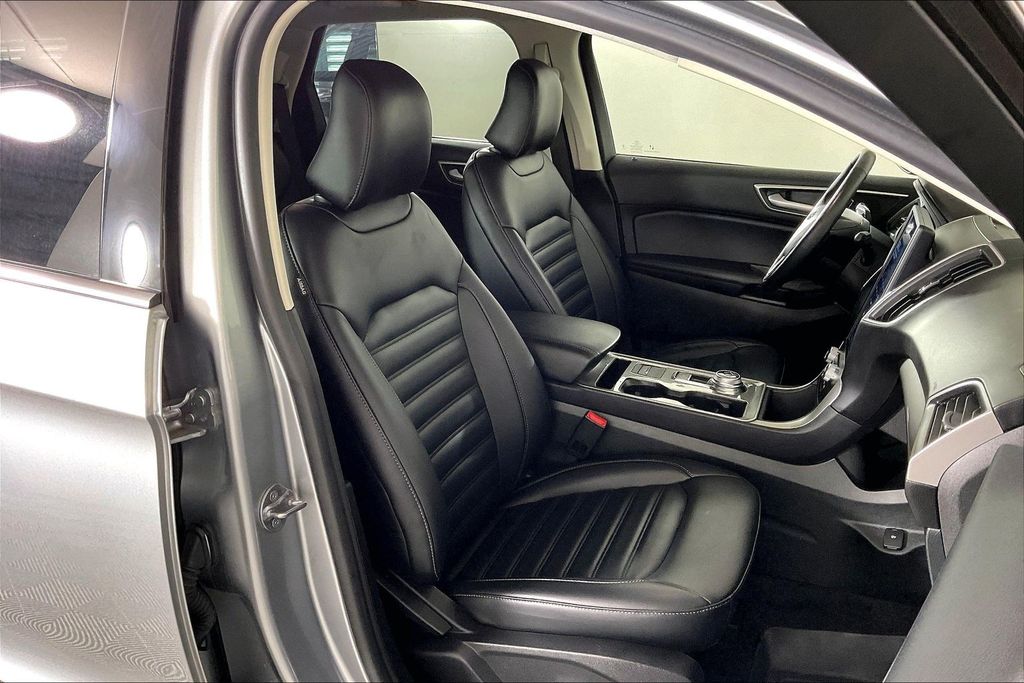 2024 Ford Edge SEL - Photo 6