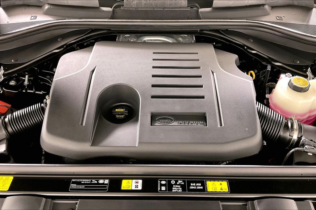 2026 Land Rover Range Rover Sport SE - Photo 8