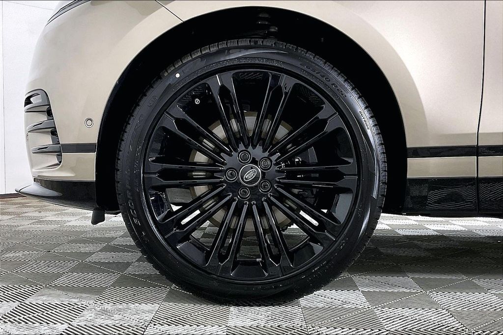 2026 Land Rover Range Rover Velar Dynamic SE - Photo 8