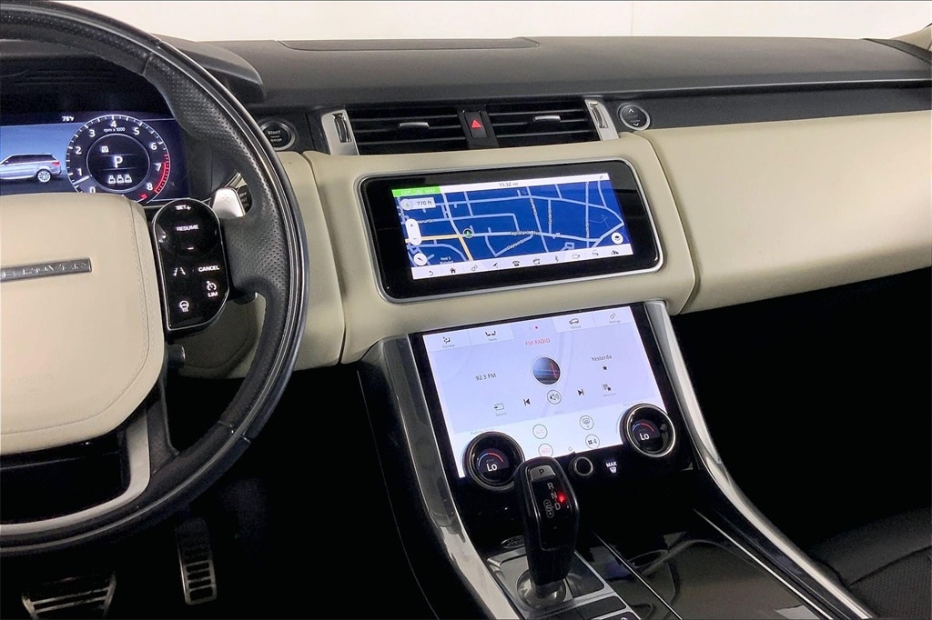 2022 Land Rover Range Rover Sport HSE Silver Edition photo 3