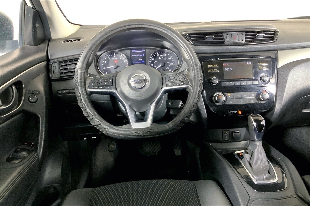 2018 Nissan Rogue Sport S photo 4