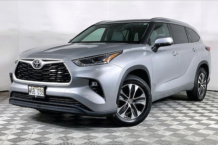 2021 Toyota Highlander XLE SUV