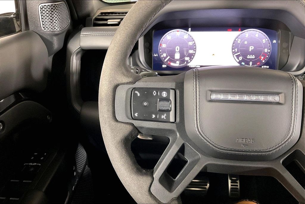 2024 Land Rover Defender V8 - Photo 18