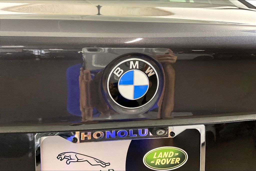 2019 BMW 5 Series 530e - Photo 31