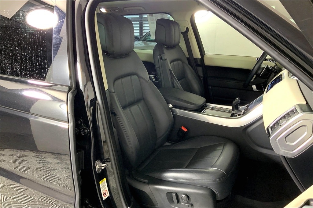 2022 Land Rover Range Rover Sport HSE Silver Edition photo 4