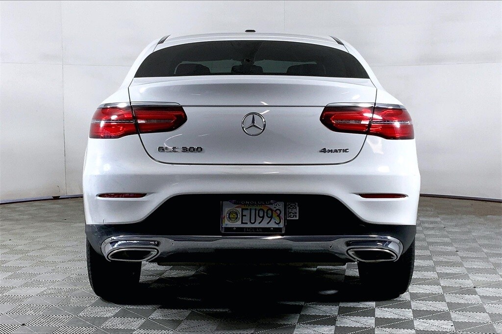 2017 Mercedes Benz 300 Coupe photo 3