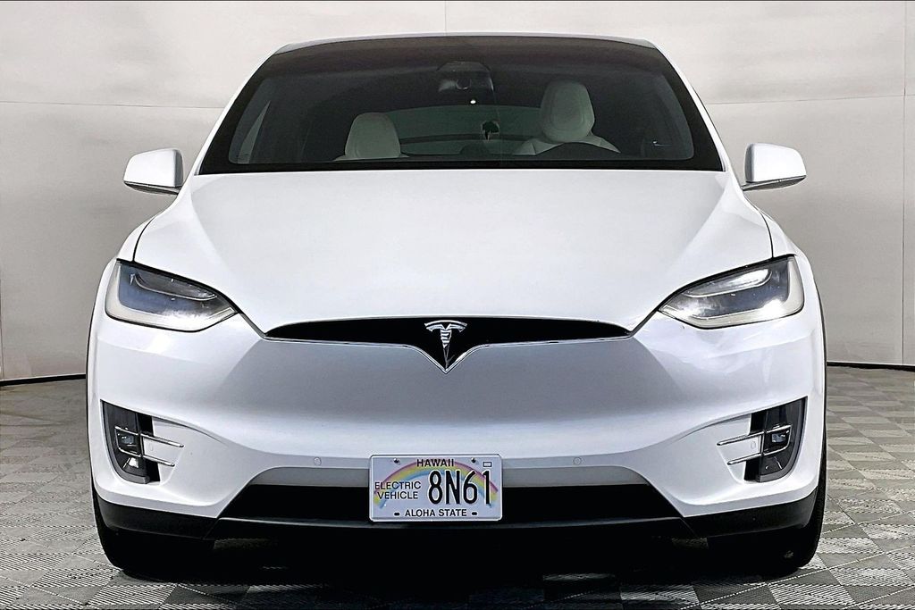 Used 2019 Tesla Model X Base with VIN 5YJXCDE26KF193007 for sale in Honolulu, HI