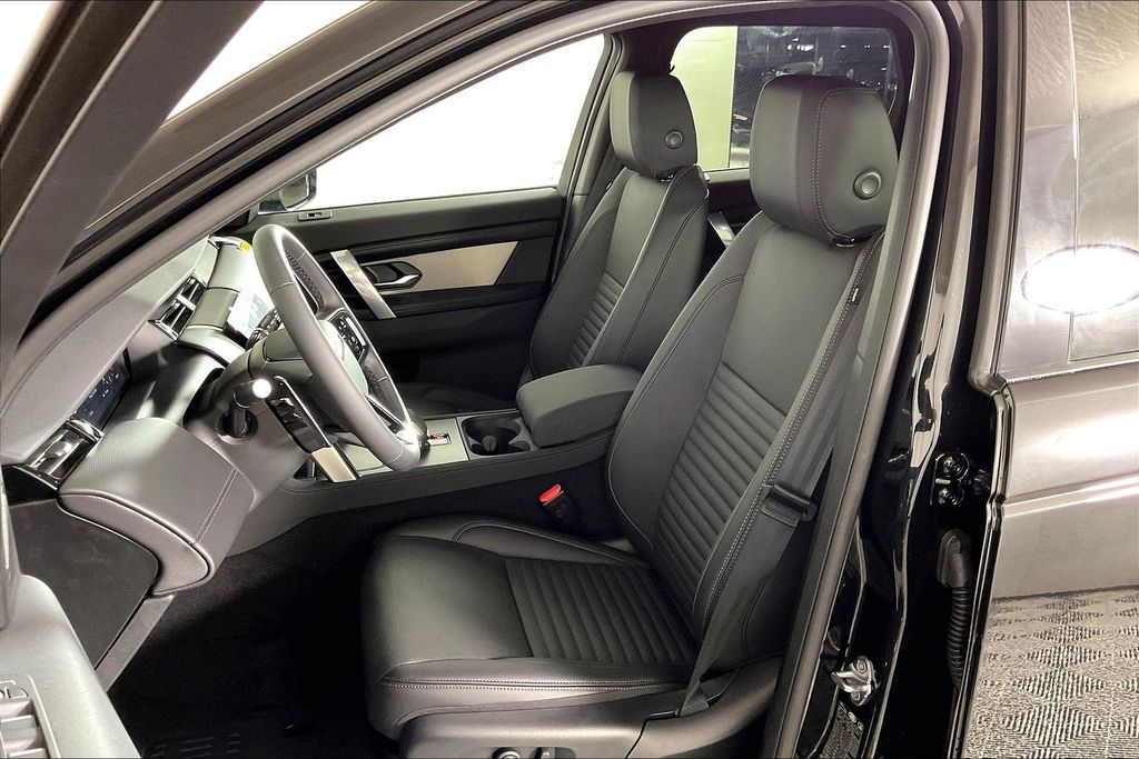 2026 Land Rover Discovery Sport Landmark - Photo 7