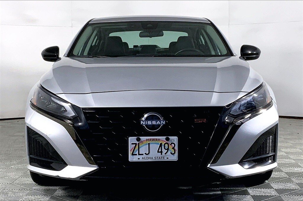 2024 Nissan Altima 2.5 SR photo 2