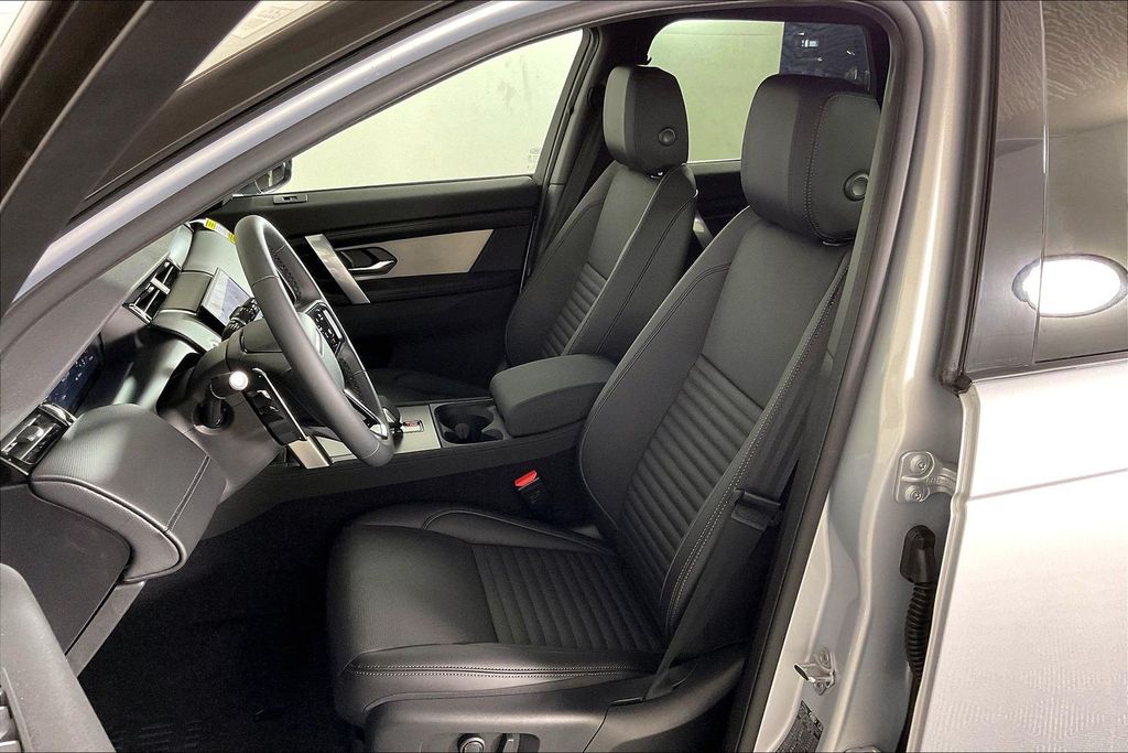 2026 Land Rover Discovery Sport Landmark - Photo 7