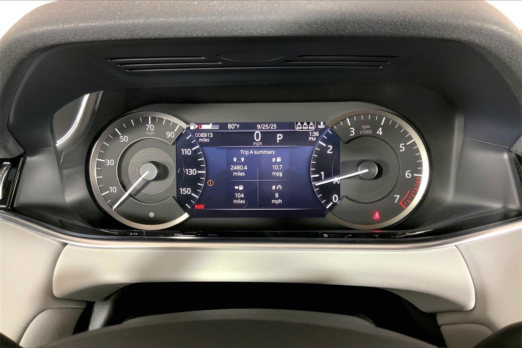 2023 Land Rover Range Rover Evoque SE photo 17