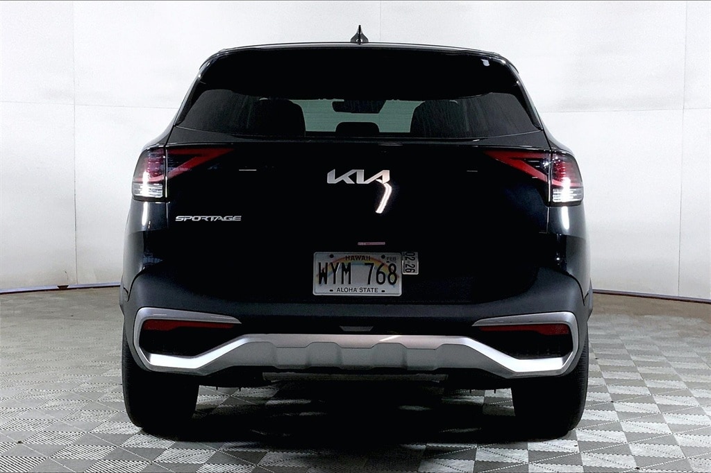 2024 Kia Sportage LX photo 3