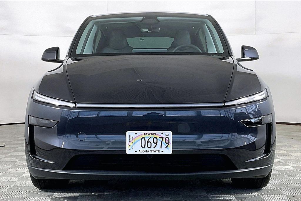 Used 2026 Tesla Model Y Premium with VIN 7SAYGDED2TF530495 for sale in Honolulu, HI