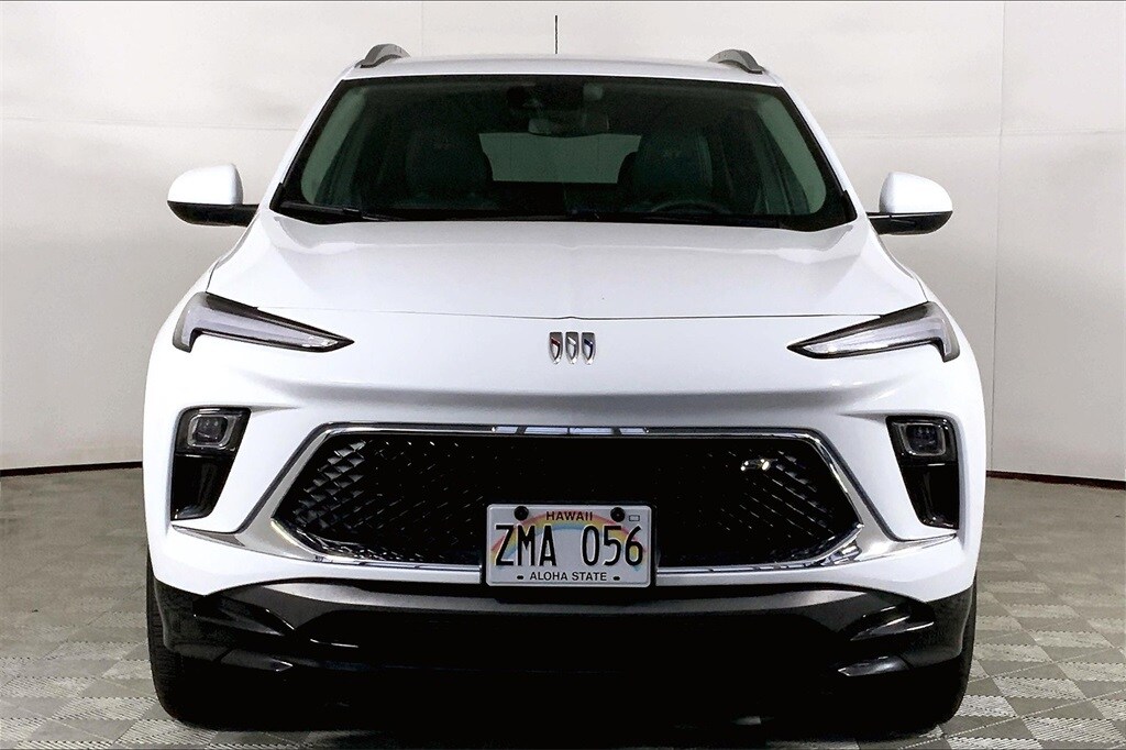 2024 Buick Encore GX Sport Touring photo 2