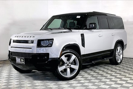 2026 Land Rover Defender 130 X-Dynamic SE SUV