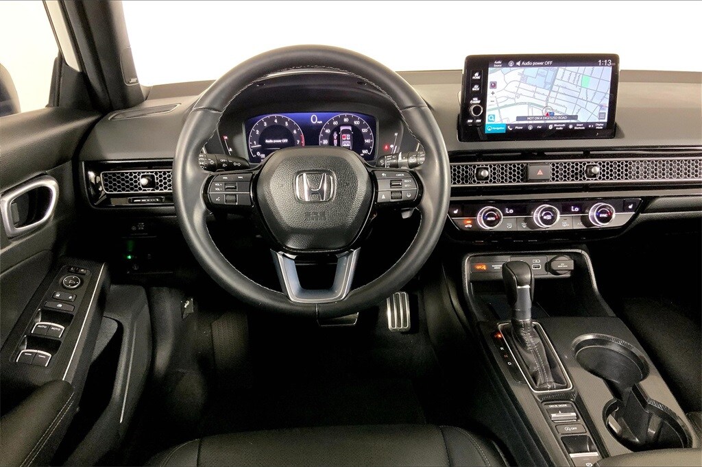 2023 Honda Civic Hatchback Sport Touring photo 4