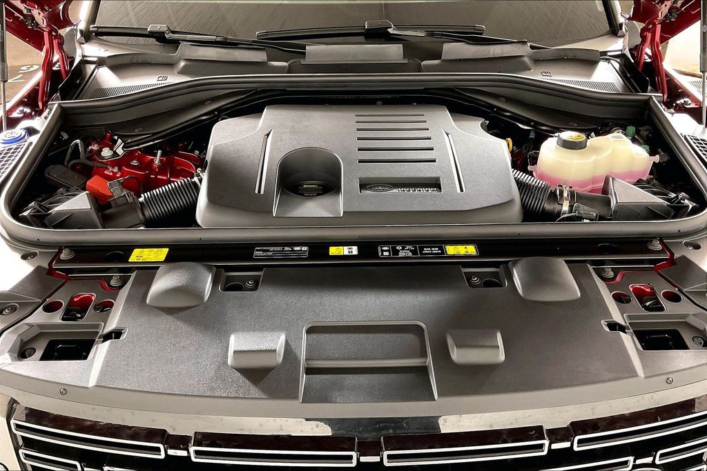 2026 Land Rover Range Rover Sport SE - Photo 8
