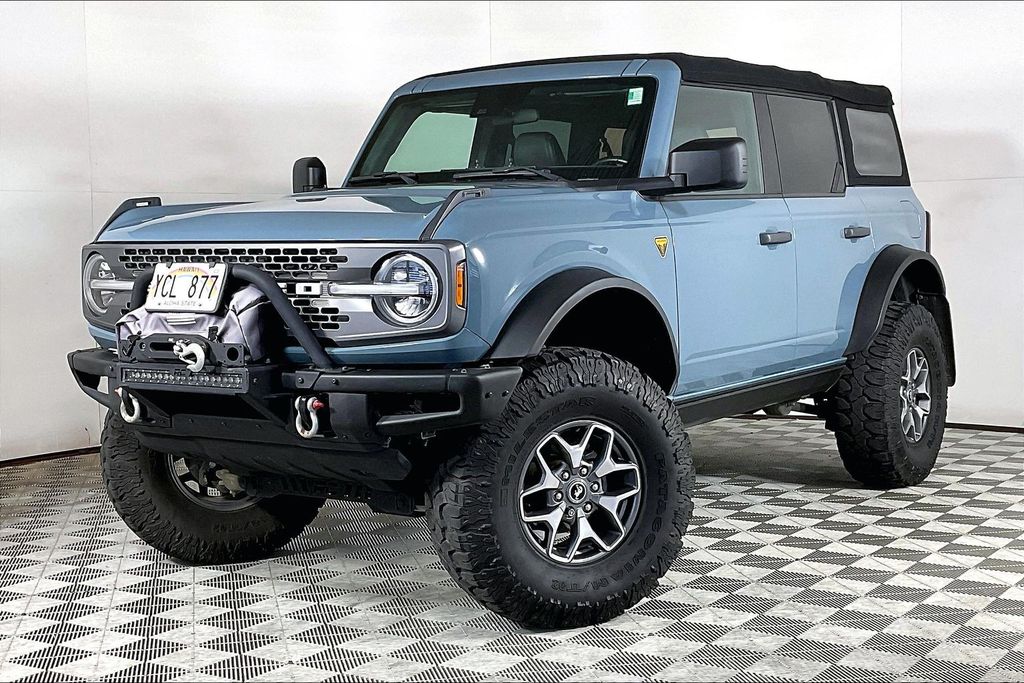 2022 Ford Bronco at Land Rover Honolulu, photo 1