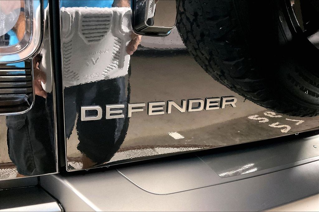 2024 Land Rover Defender V8 - Photo 7