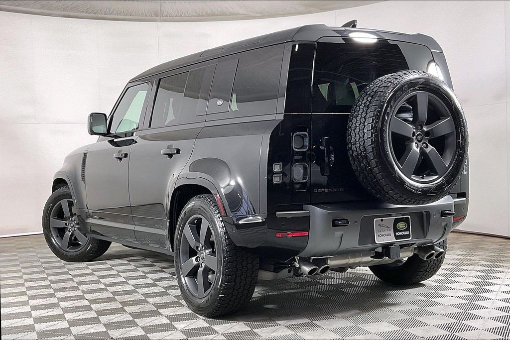 2024 Land Rover Defender V8 - Photo 13