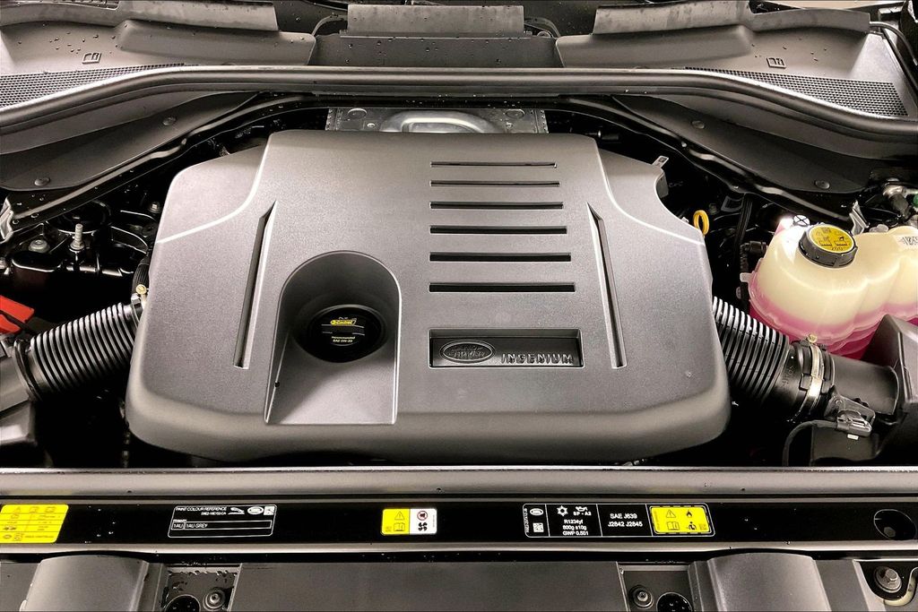 2026 Land Rover Range Rover Sport SE - Photo 8