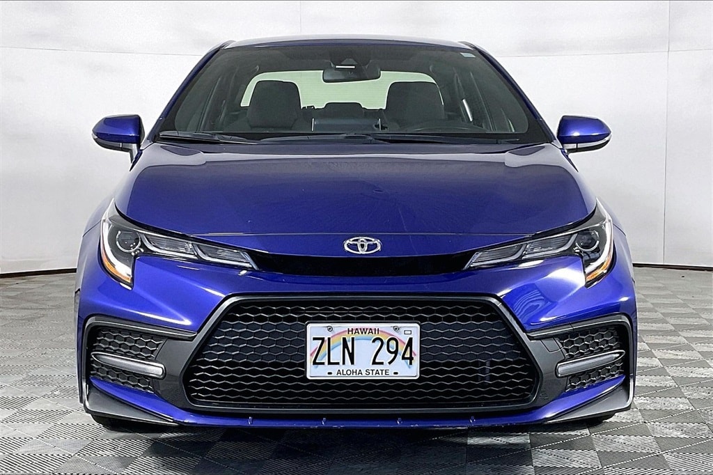 2022 Toyota Corolla SE photo 2