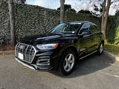 Used 2023 Audi Q5 40 Premium Quattro SUV SUV for sale on Long Island