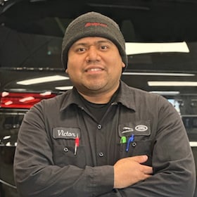 Staff member Victor Sanchez from ID_60b7f23a56b1