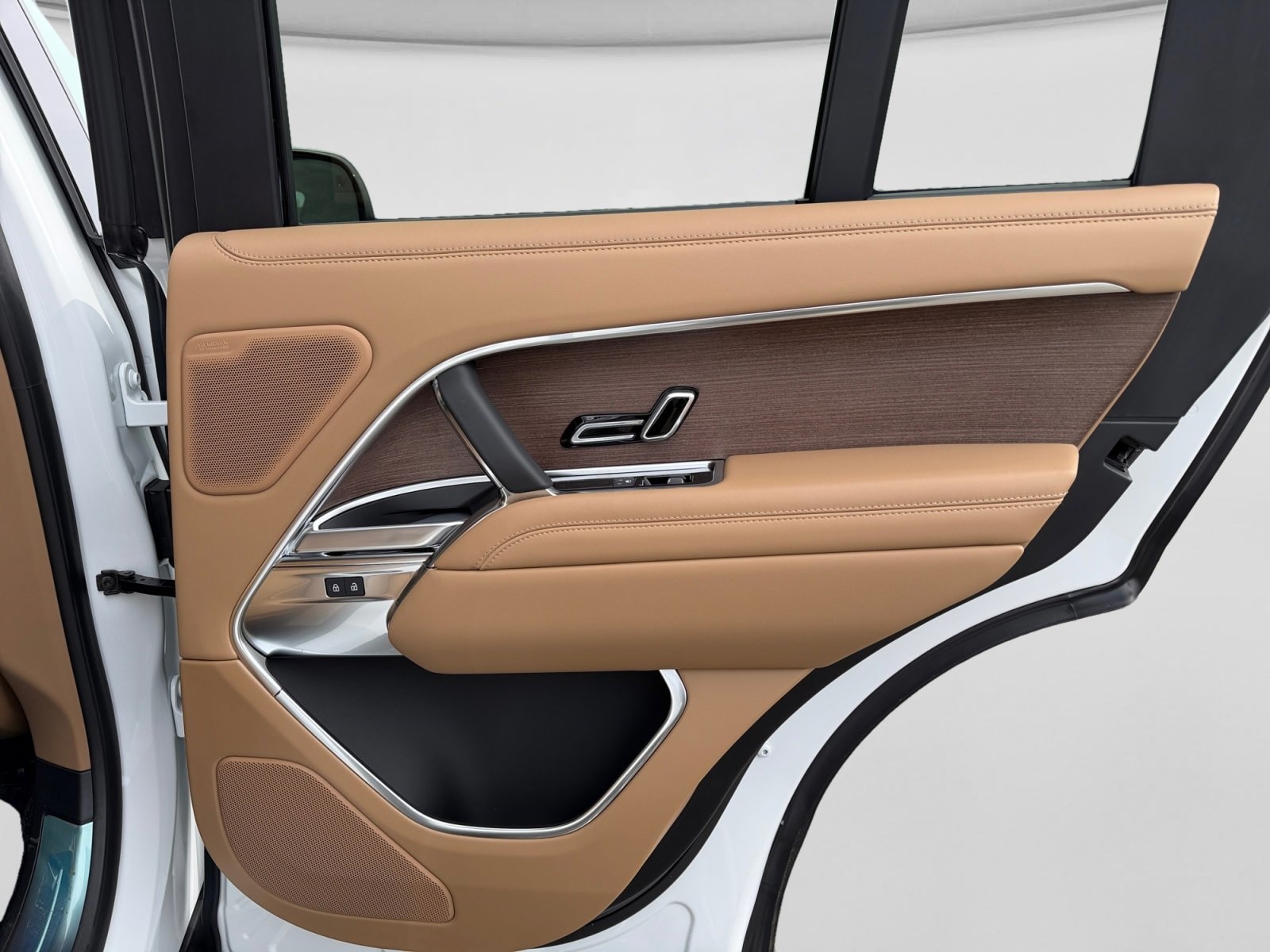 2026 Land Rover Range Rover SE - Photo 21